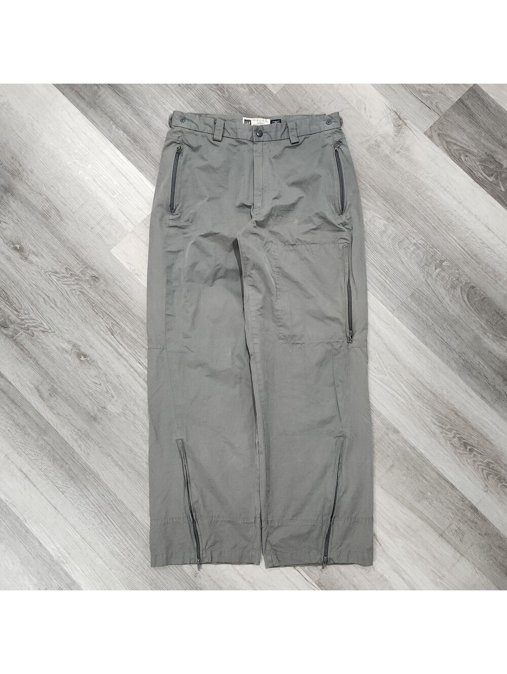 Gap Baggy Loose Wide Leg Pants Skate Rave Outdoor Grunge Y2K Parachute 32x30
